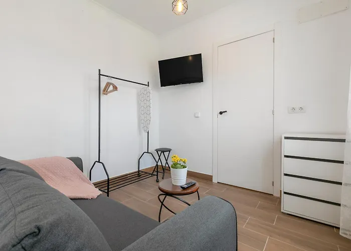 Apartment El Hogar De Ireneo A *